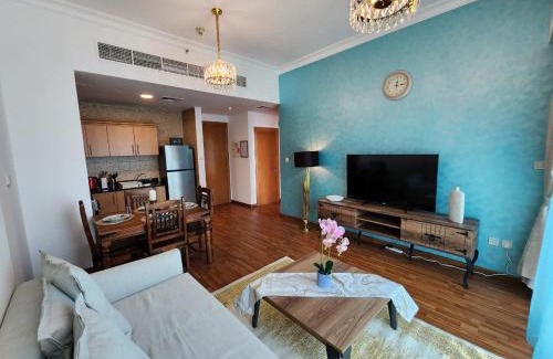 Business Bay Apartment | Elegant 1 Bedroom Retreat on the Canal with Pool Access