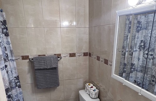 McGinley Square Apartment | Bright and Open! 20 Minutes to NYC 15 Minutes to EWR