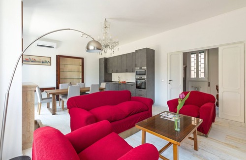 Quartiere III Pinciano Apartment | Spacious Family Apartment with Spa in Vibrant Parioli