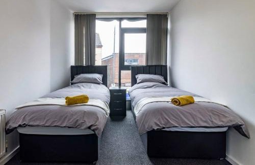 Brinsley Apartment | Bright and Inviting Apartments for Families with Pets