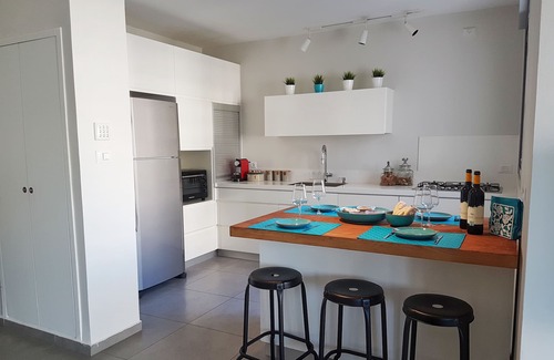 Tel Aviv Apartment | Cozy Apartment Steps from the Beach in North Tel Aviv