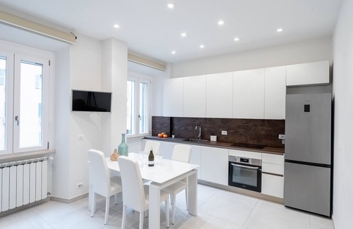 San Giovanni Apartment | Inviting Apartment Steps from the Colosseum - 10/10 Review