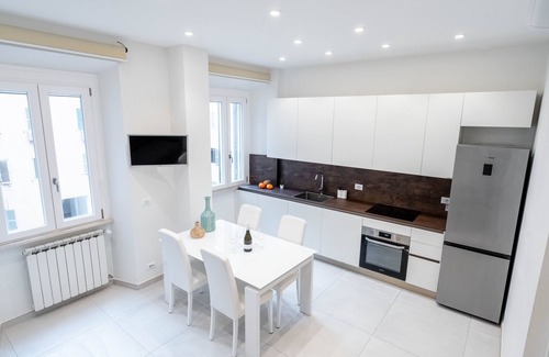 San Giovanni Apartment | Inviting Apartment Steps from the Colosseum - 10/10 Review