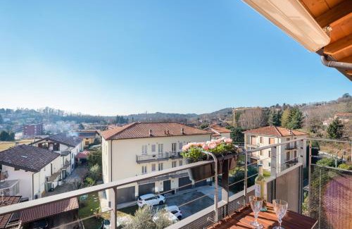 San Fermo della Battaglia Apartment | Bright Apartment Como Cavallasca - Family-Friendly Escape