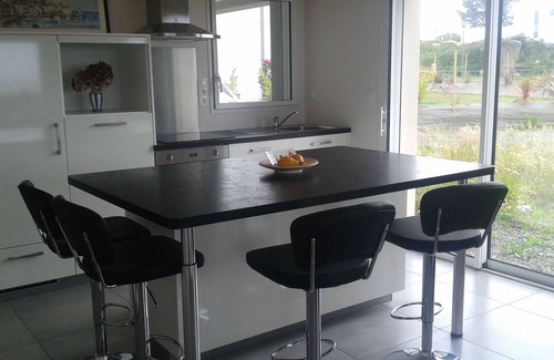Pleumeur-Bodou Apartment | Oceanfront Apartment with Spa & Stunning Sea Views