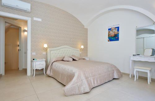 Minori Apartment | Inviting Apartment in Minori, Steps from Beautiful Beaches
