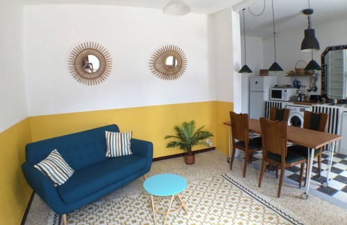 Ota Apartment | Bright Apartment in Ota with Oceanfront Pool & Spa