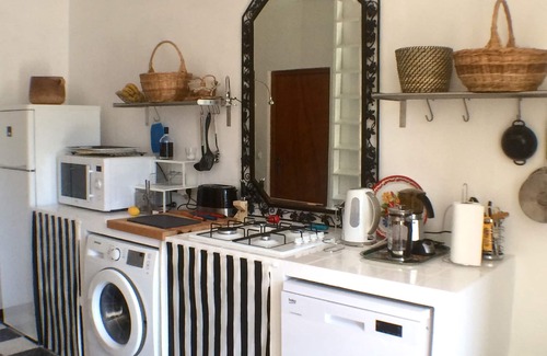 Ota Apartment | Bright Apartment in Ota with Oceanfront Pool & Spa