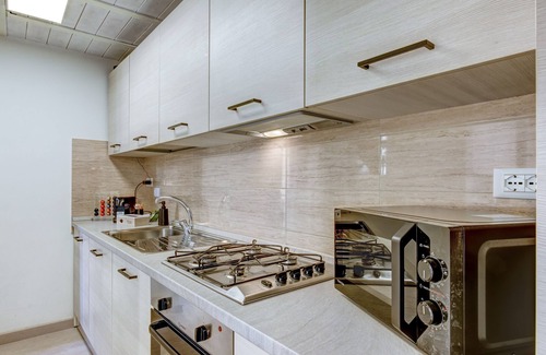 Genoa Historical Centre Apartment | Bright Apartment in Genoa with Balcony & Family-Friendly Amenities