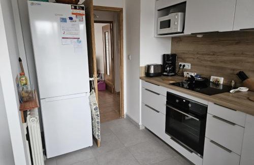 Le Pradet Apartment | Inviting Apartment Steps from the Beach - Family Friendly