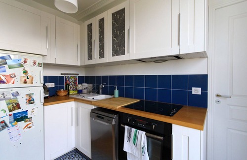 17th Arrondissement Apartment | Charming Rooftop Apartment with Breakfast in Paris