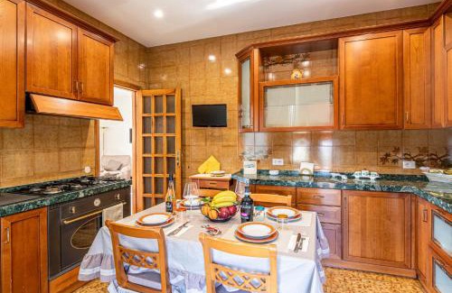 Naples Apartment | Bright Apartment Private Parking Naples - Happy Rentals