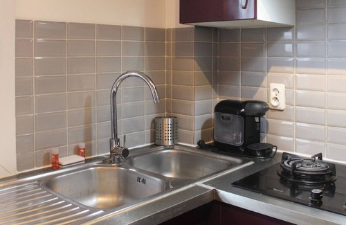 Romainville Apartment | Bright Apartment in Romainville: Family & Wheelchair Access