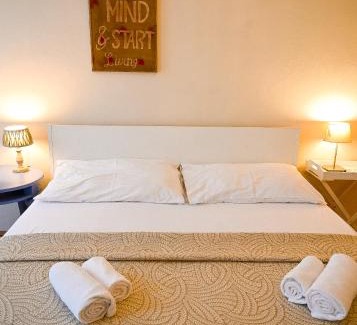 Rudolfsheim-Funfhaus Apartment | Bright Apartment Near Schönbrunn Palace - 4-Star Family Getaway