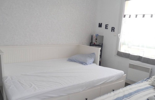 Wimereux Apartment | Bright Apartment in Wimereux - Near Ocean & City Center