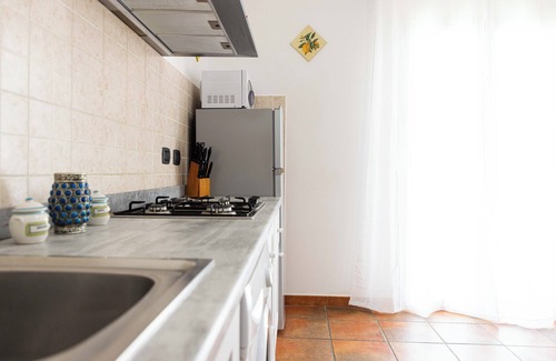 Balestrate House | Bright Sea View Apartment Steps from the Beach