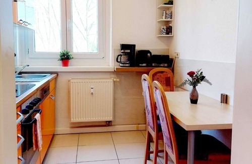 Gruna Apartment | Bright Apartment with Balcony Near City Center - 10/10 Rating