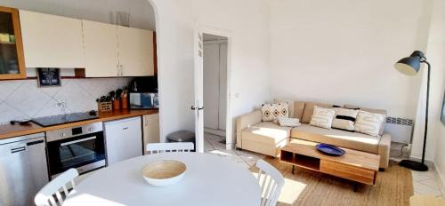Saint-Jean-Cap-Ferrat Apartment | Inviting Apartment in Prime Location for Family Stays