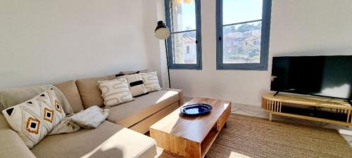 Saint-Jean-Cap-Ferrat Apartment | Inviting Apartment in Prime Location for Family Stays