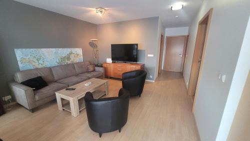 Egilsstadir Apartment | Bright Apartment: Family-Friendly Stay with High Ratings