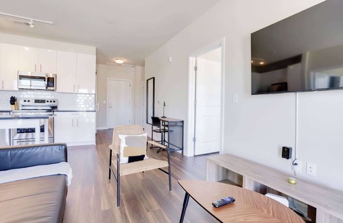 Jefferson Manor Apartment | Inviting Apartment with Pool and Spa in Alexandria