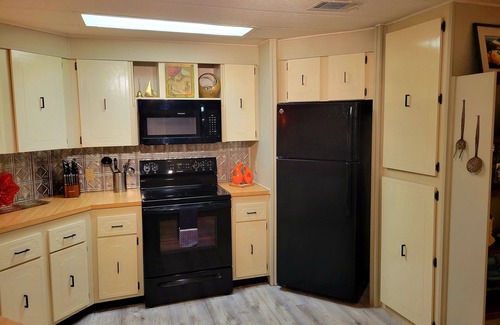 Edgewater House | Bright and Clean Intracoastal Home with Ocean View Amenities