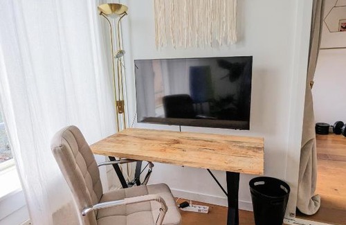 Slotervaart Apartment | Artistic Boho Apartment in Amsterdam - Rated 9/10 by Guests