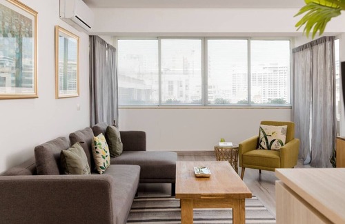 Beirut Apartment | Bright Clemenceau (8th Floor)