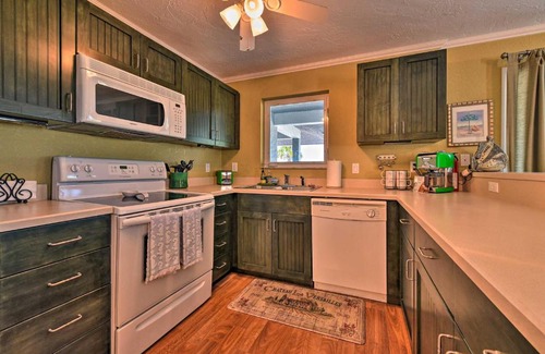 Sarasota Apartment | Bright Coastal Condo Steps from Lido Key Beach - 9.3/10!