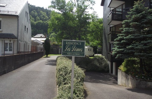 Mont-Dore Apartment | Cozy Apartment with Free Parking, Terrace & 9.6/10 Rating