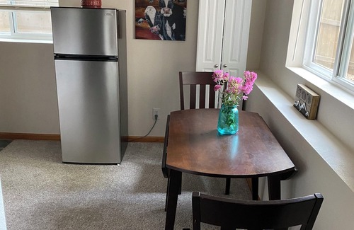 Ralston Valley Apartment | Bright & cozy garden-level apartment, 18 minutes from Red Rocks