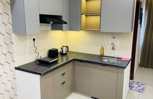 Sanganer Apartment | Bright & Cozy Studio Getaway in Jagatpura Jaipur