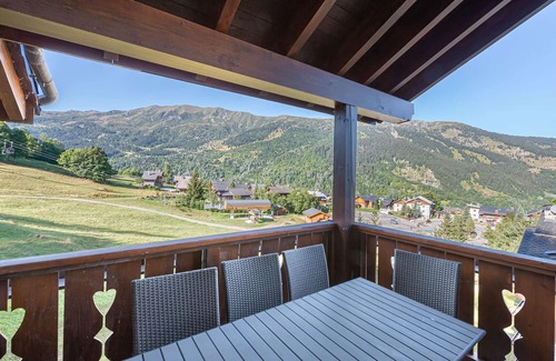Meribel Village Apartment | Elegant 4-Bedroom Apartment Méribel with Pool & Spa