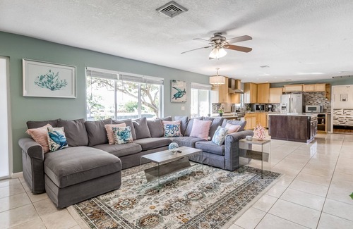Juno Beach House | Bright Escape with Private Pool & Easy Beach Access