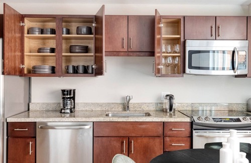 George Washington University Apartment | Modern Foggy Bottom 1BR with Pool, Gym & Great Location
