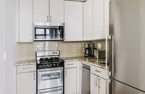 Gramercy Apartment | Bright Gramercy Park 1BR, Furnished w/Air Conditioning, by Blueground