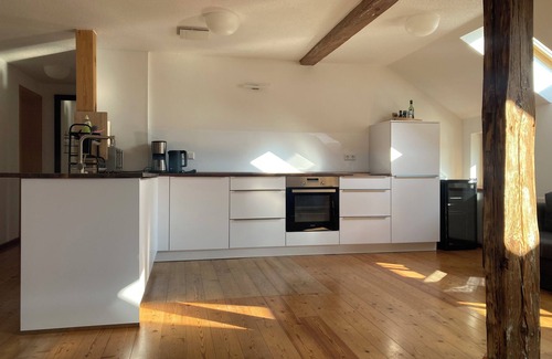 Muritz House | Inviting Apartment in Village Center with Beautiful Garden