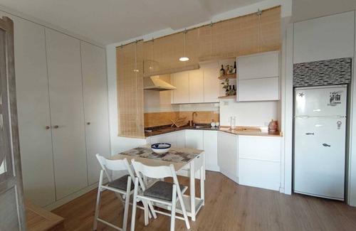 Benicassim Apartment | Bright Loft with Scenic Views and Spa Amenities