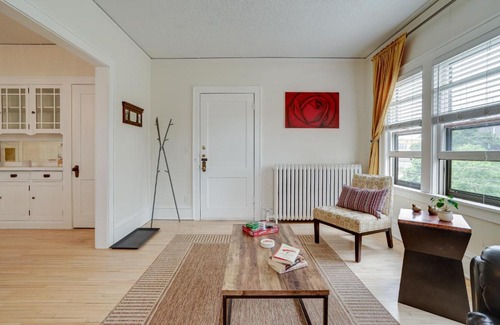 Elliot Park Apartment | Perfect Minneapolis Vacation Rental - 1 Mi to Downtown!