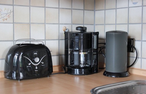 Ratingen Apartment | Modern Two-Room Apartment with Pet-Friendly Amenities