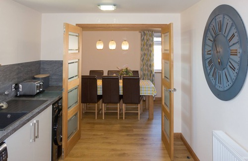 Keiss House | Modern Apartment with Kitchen & Breakfast - 10/10 Guest Rated