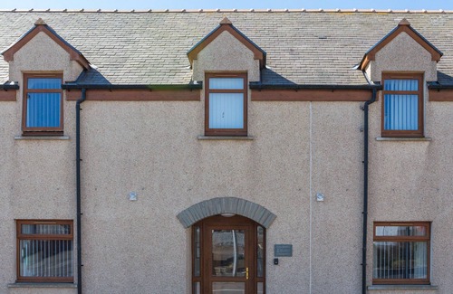 Keiss House | Modern Apartment with Kitchen & Breakfast - 10/10 Guest Rated
