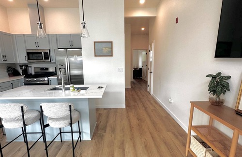 Lincoln City Condo | Bright, modern condo with balcony and WiFi, walking distance to ocean and town