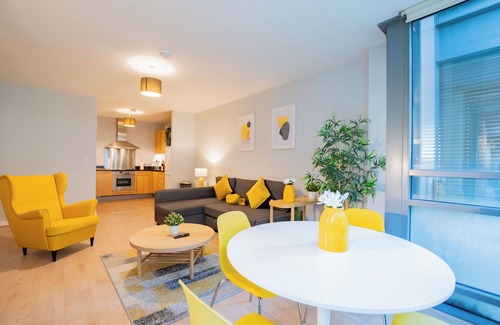 City Centre Dublin Apartment | Bright & Modern Dublin City Stay