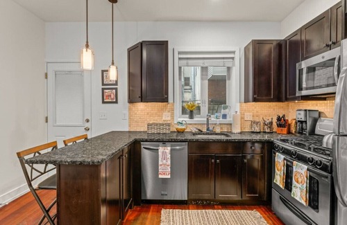 Queen Village House | Modern Home with Patio, Pet & Child-Friendly Amenities