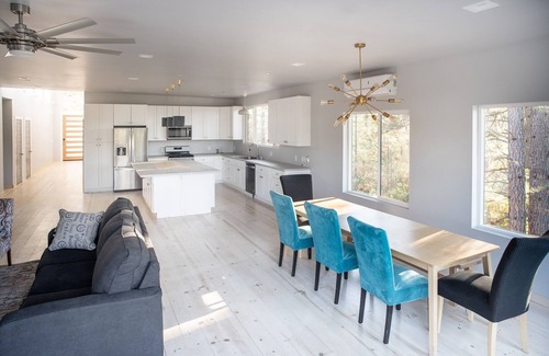 Placerville House | Bright & Modern 7-Bedroom Home with Pet-Friendly Amenities