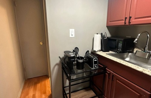 Midtown East Apartment | Bright & Modern Studio Apartment in Manhattan