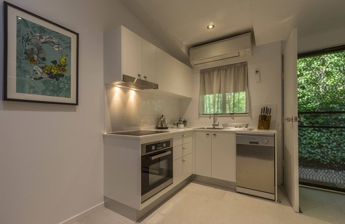 Bright Apartment | Inviting Mystic Valley: Guest Rated 9.8 with Ocean View