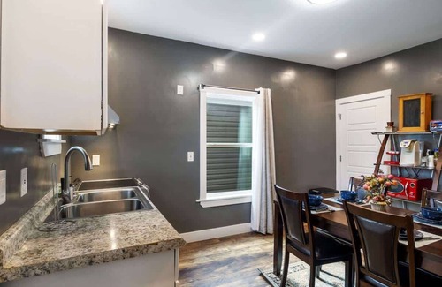New Albany House | Bright New Albany Home 12 Mi to Churchill Downs!