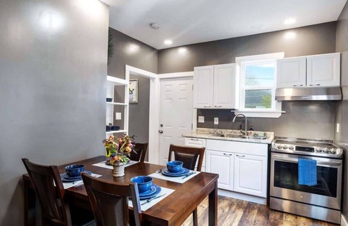 New Albany House | Bright New Albany Home 12 Mi to Churchill Downs!